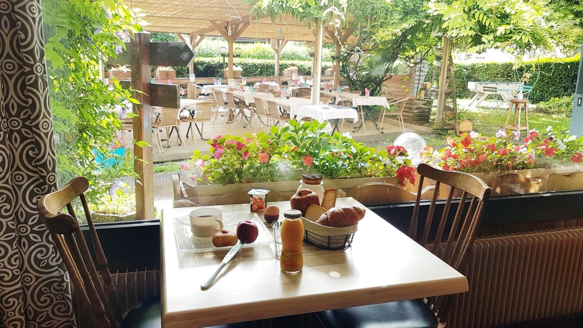 Auberge De Costaroche Albertville Exteriér fotografie