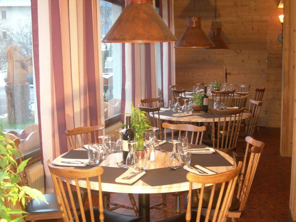 Auberge De Costaroche Albertville Exteriér fotografie