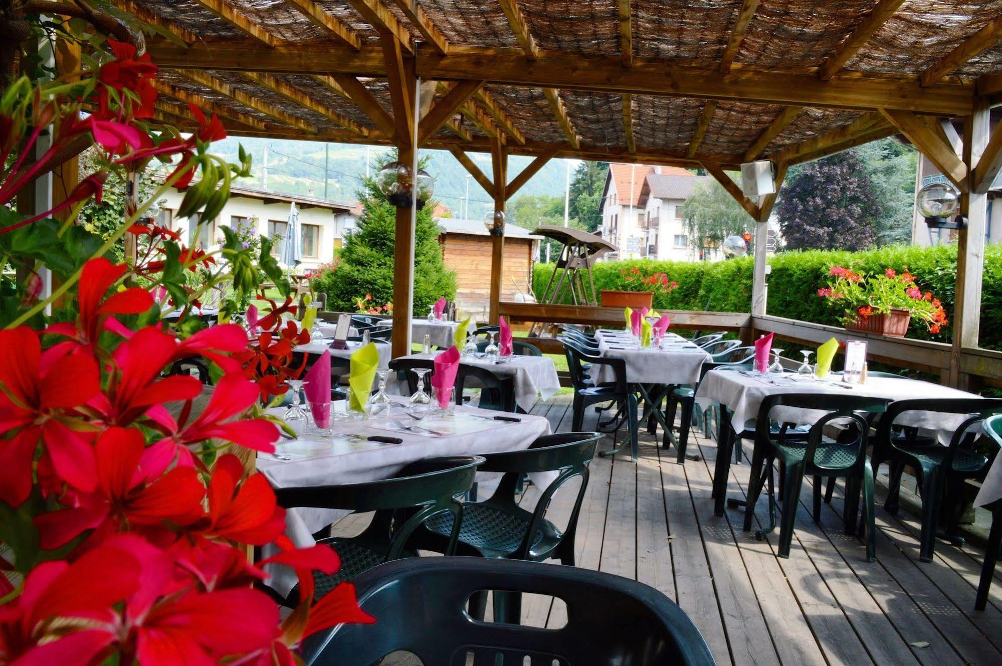 Auberge De Costaroche Albertville Exteriér fotografie